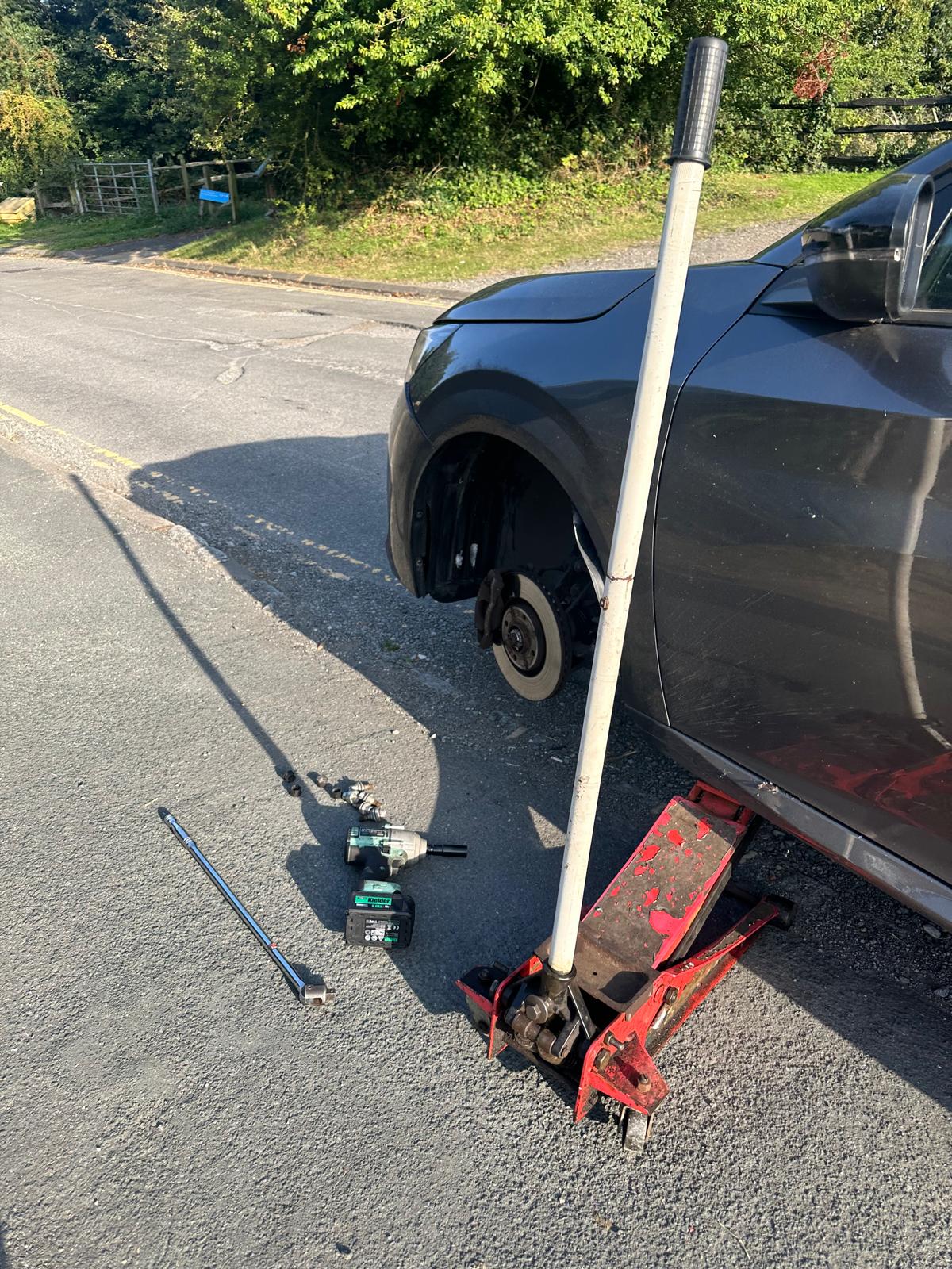 24/7 Alpha Mobile Tyre Fitting Service South Downs